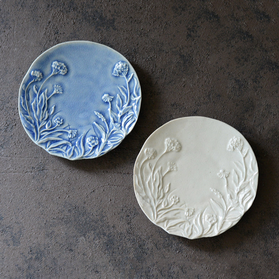 Michikusa Kozara - Above the Table