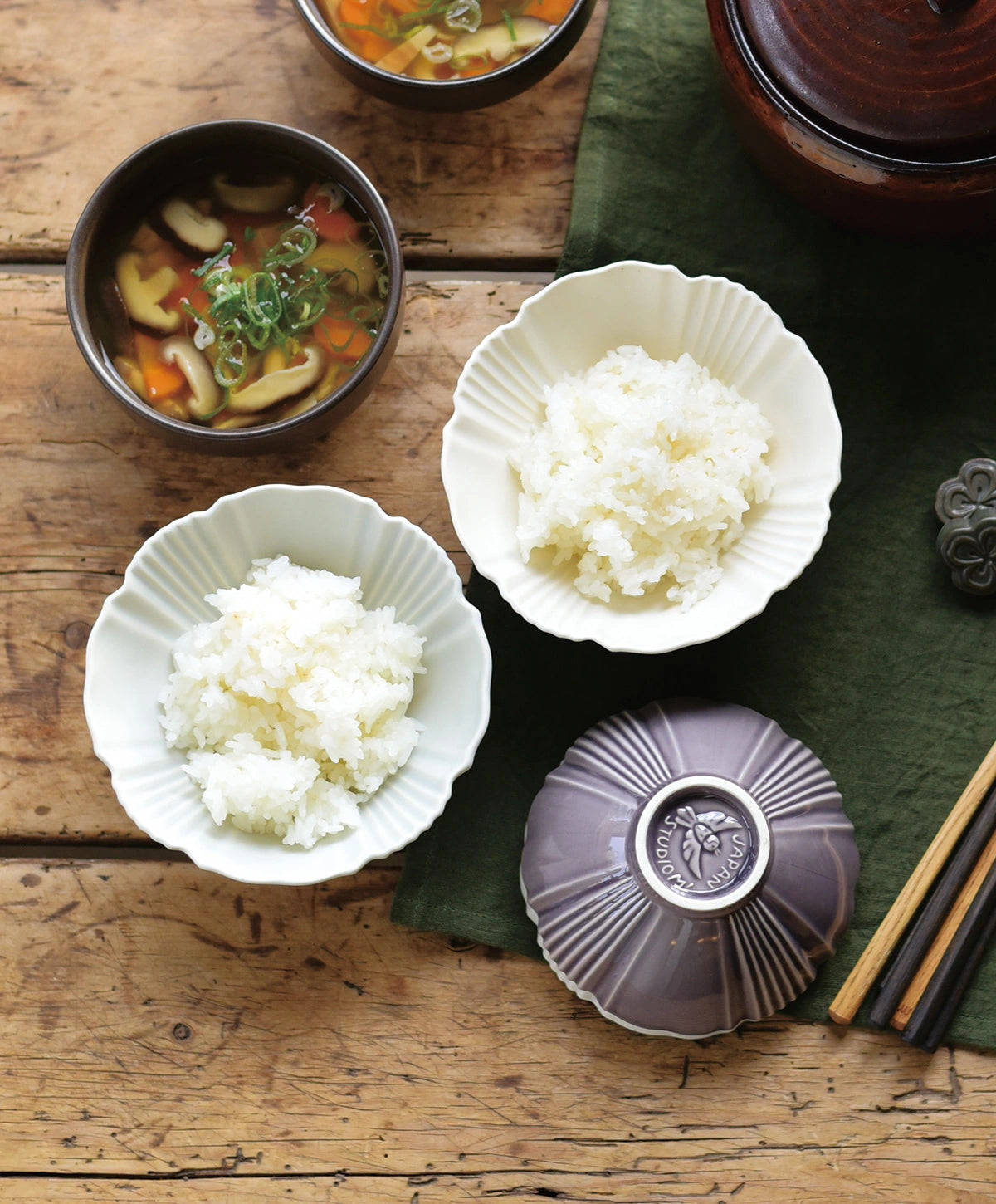 Fukurasuzume Bowl - Above the Table