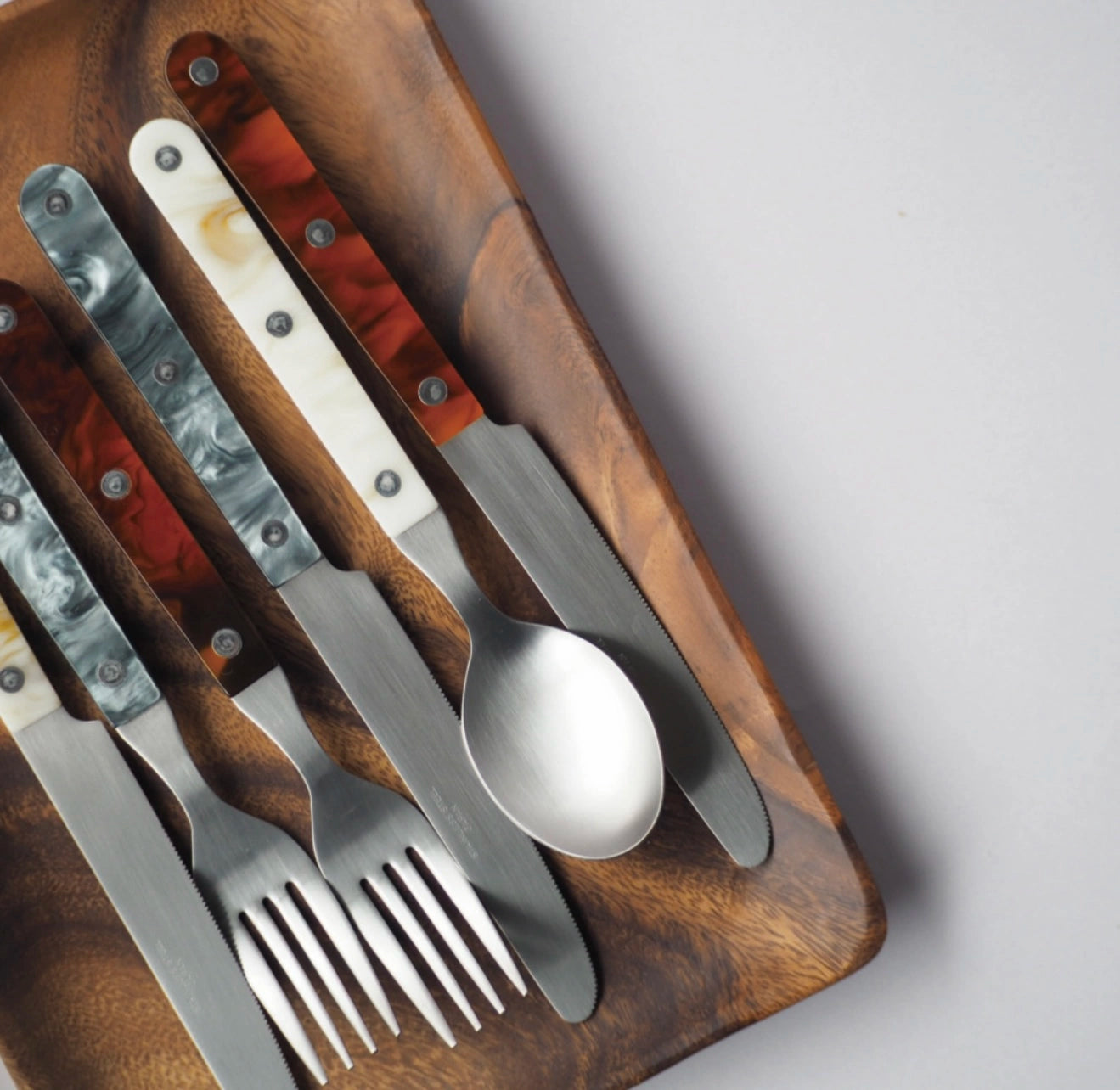 Layer Cutlery Set - Above the Table