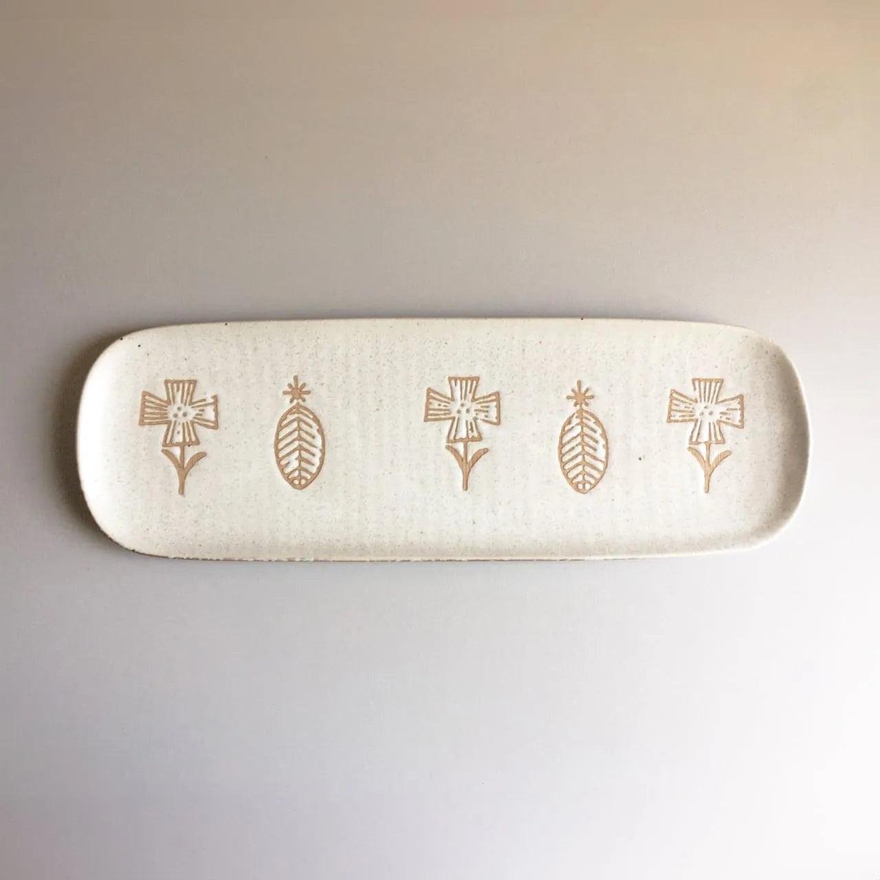 HANA Samna Plate-White - Above the Table