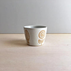 HANA Free Cup Small-White - Above the Table