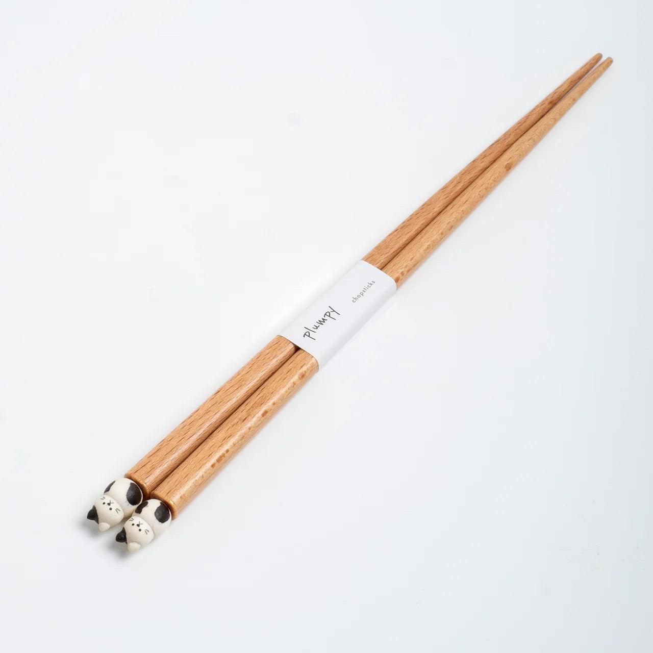 Plumpy animal Chopsticks - Above the Table