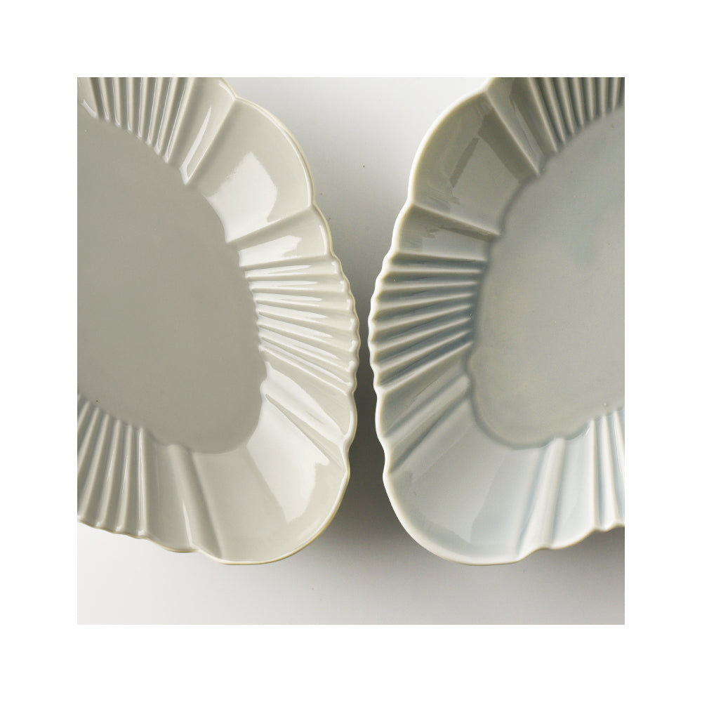 Pluie 220 Oval Plate - Above the Table