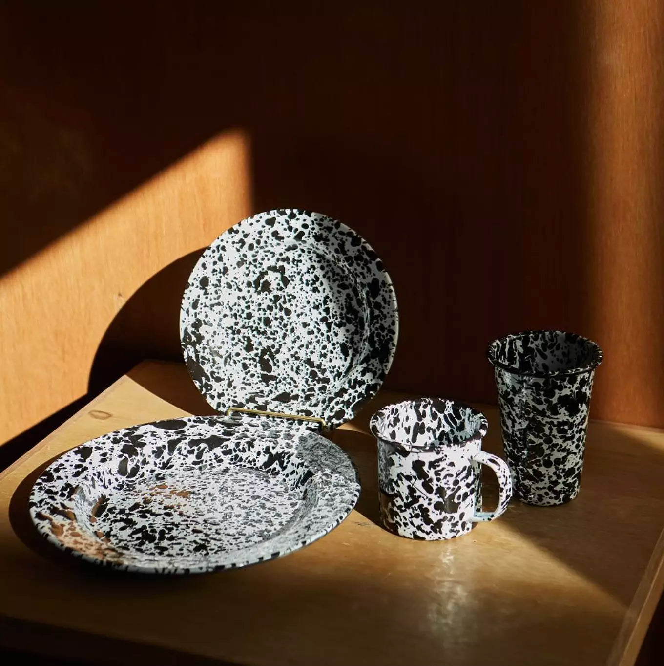 Splatter Enamelware Dinner Plate - Above the Table