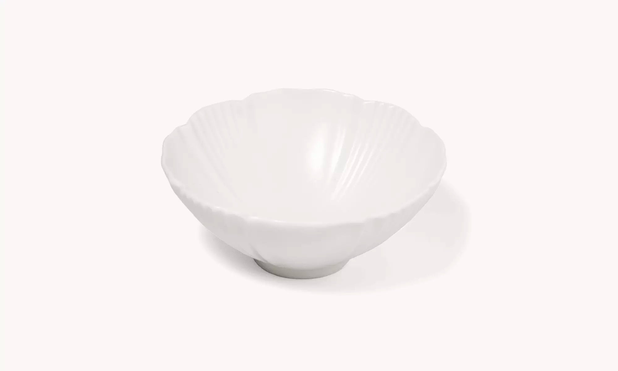 Fukurasuzume Bowl - Above the Table
