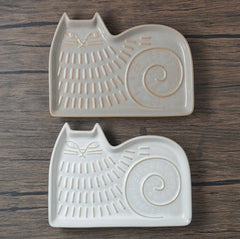 Decole Fika Cat Plate - Above the Table