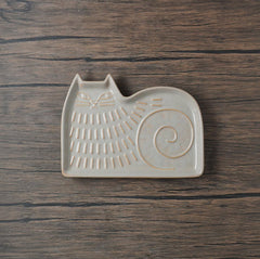 Decole Fika Cat Plate - Above the Table