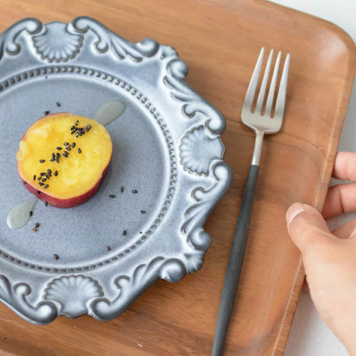 Cadre Plate - Above the Table