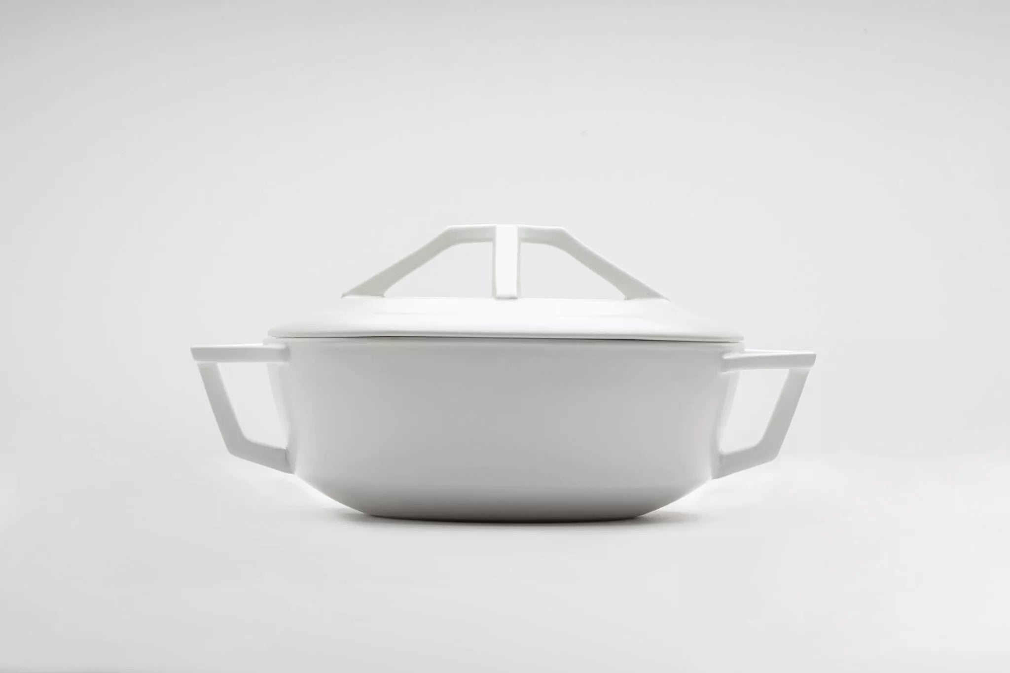 KYOTOH KAKU-KAKU Pot - Above the Table