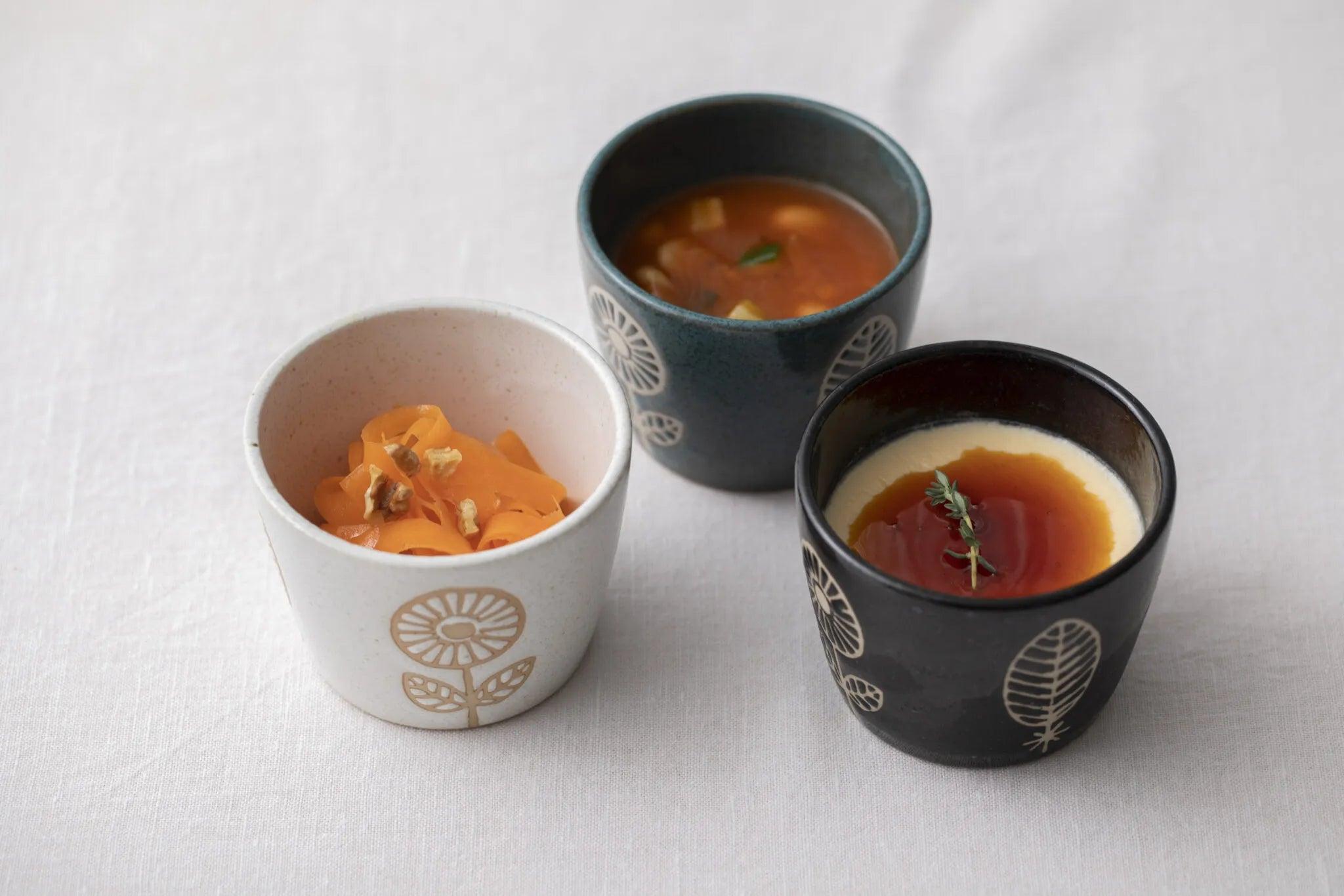 HANA Free Cup Small-Black - Above the Table