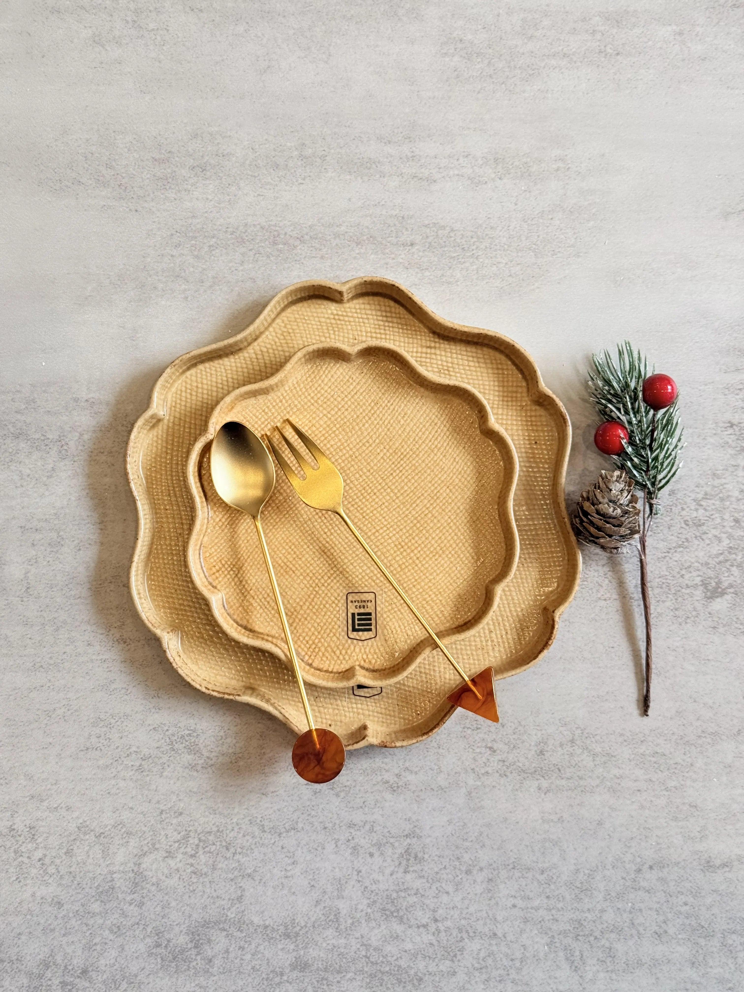 Flower-shaped Plate-Brown - Above the Table