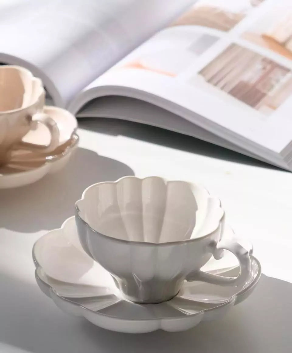 LE BOUQUET Flower Cup w Saucer - Above the Table