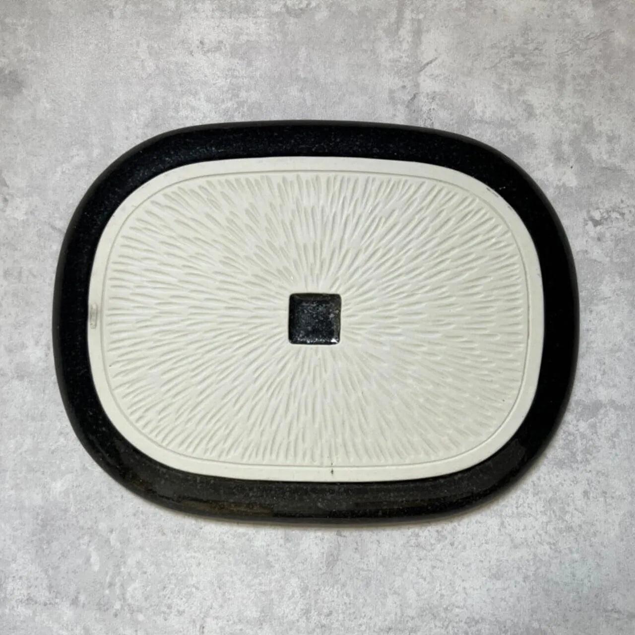Nade Square Plate-Black - Above the Table