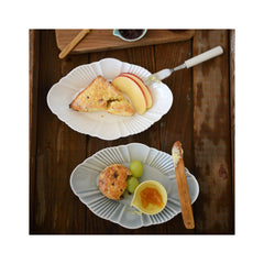 Pluie 220 Oval Plate - Above the Table