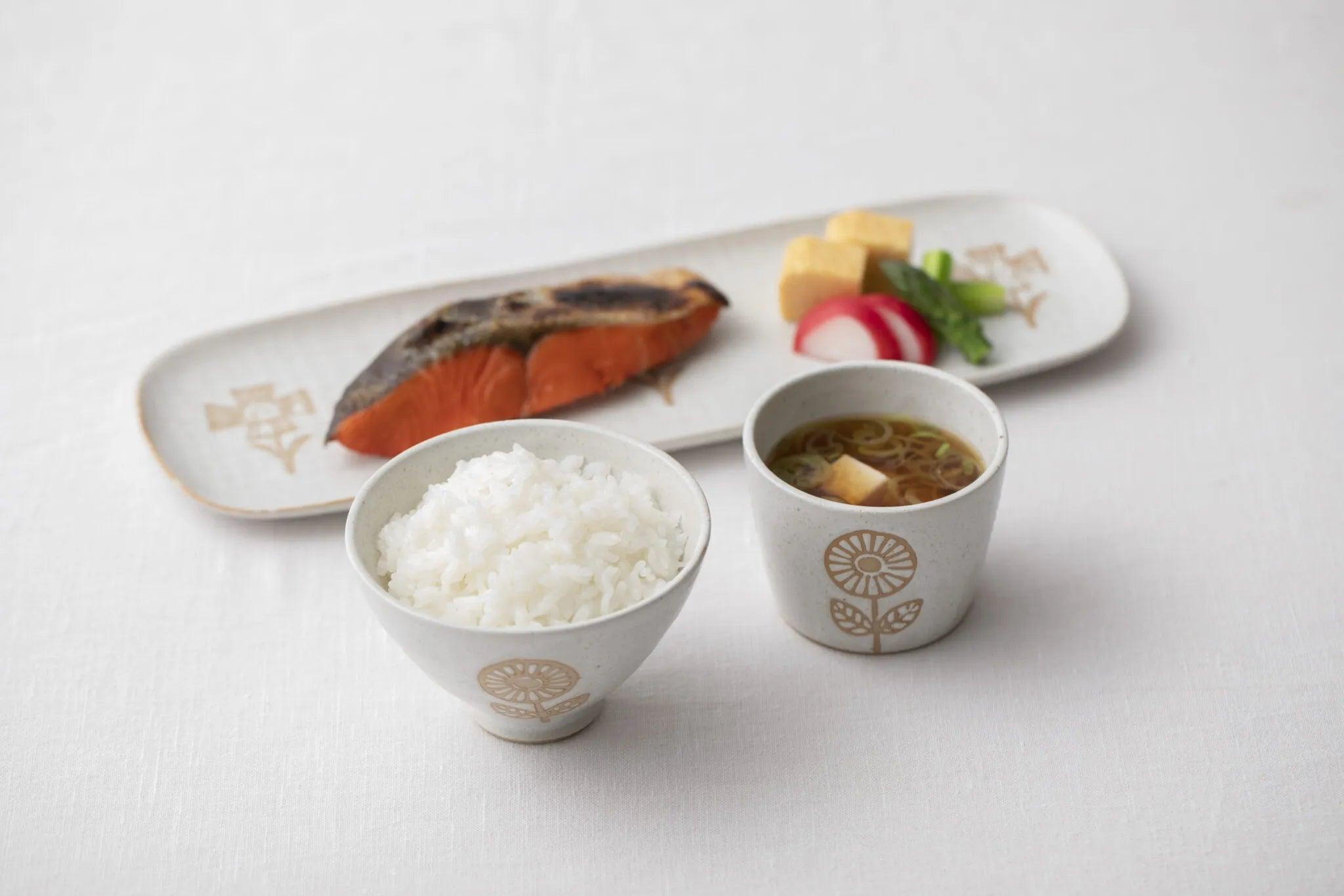 HANA Free Cup Small-White - Above the Table