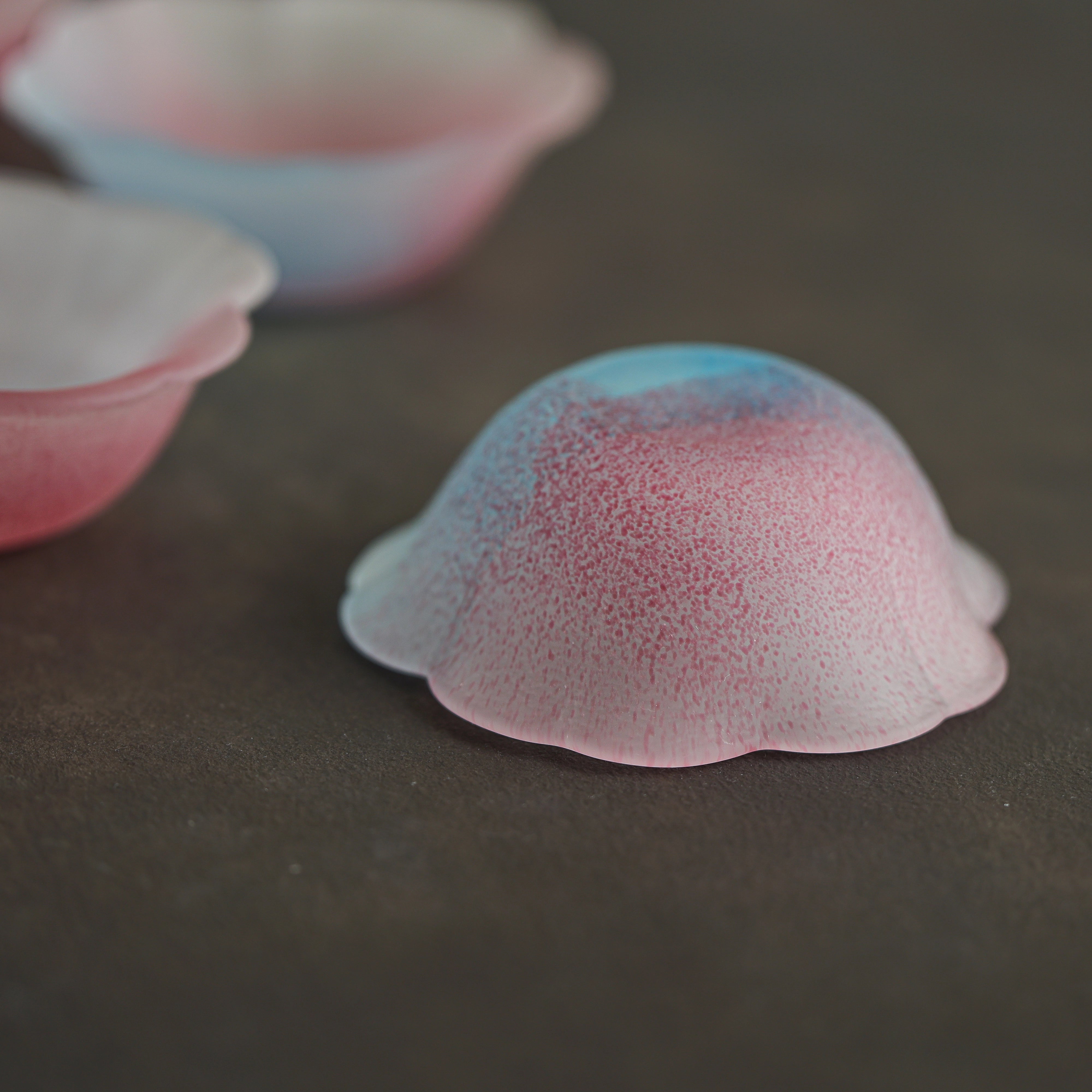[Aika x Iwasawa Glass] Handmade Sakura Shaped Glass - Above the Table